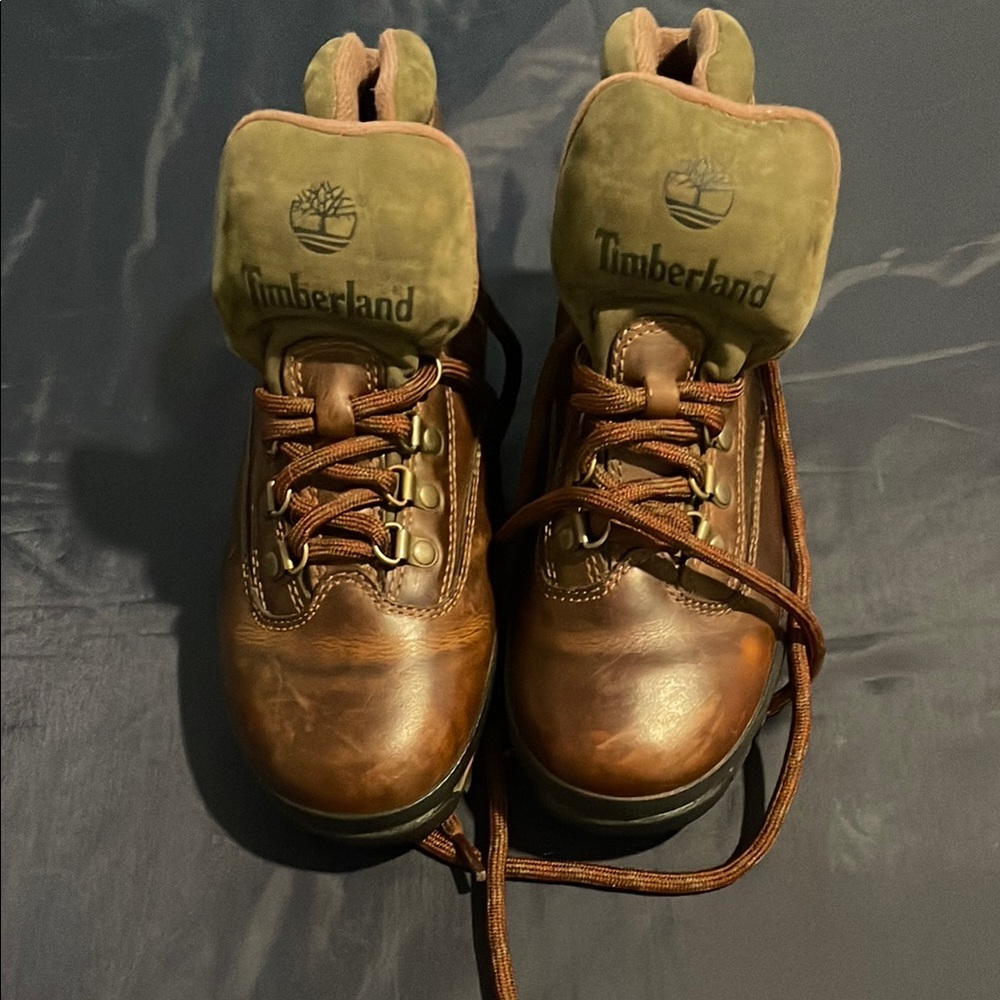 Timberland Brown Leather Ankle Boots with Rugged Design